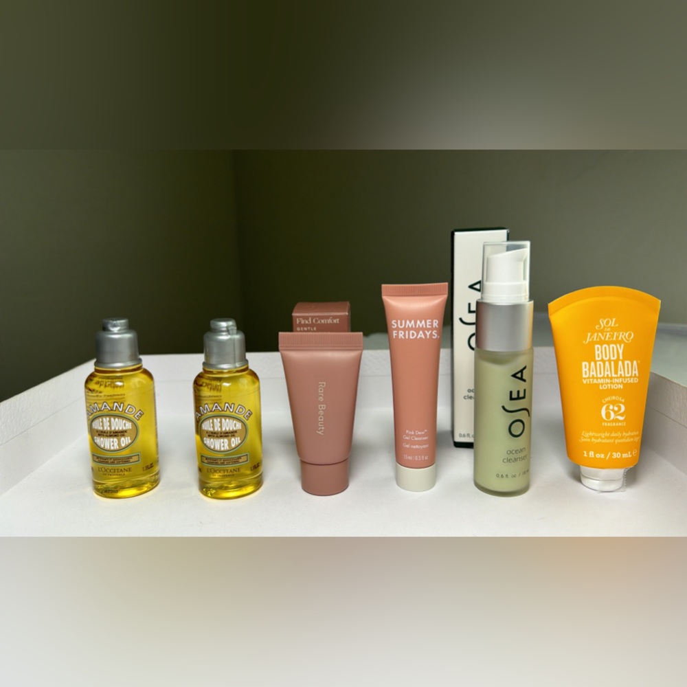 New, unused & authentic  MiNi SET.Assorted Beauty Products